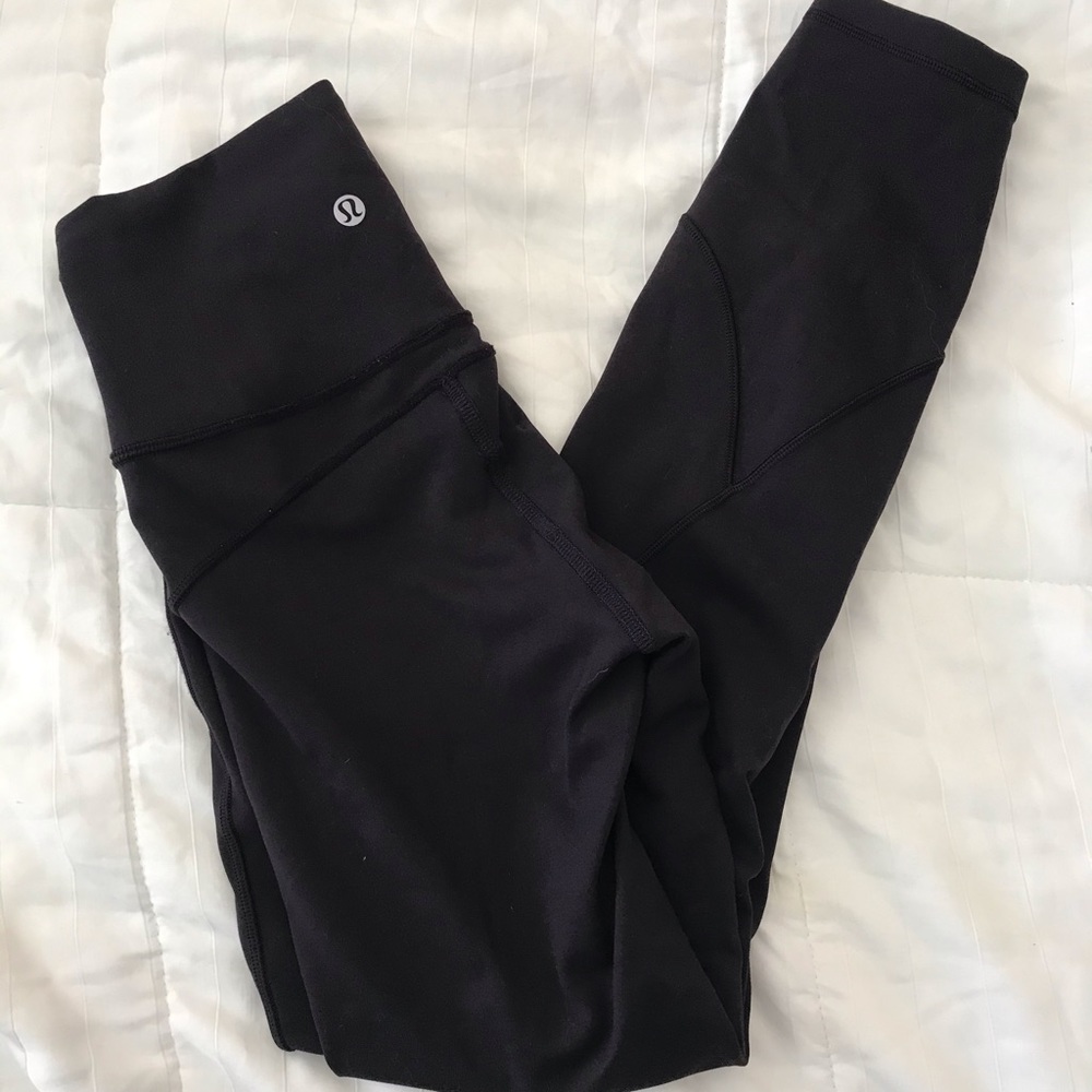 In movement tight size 6, 28 length, violet